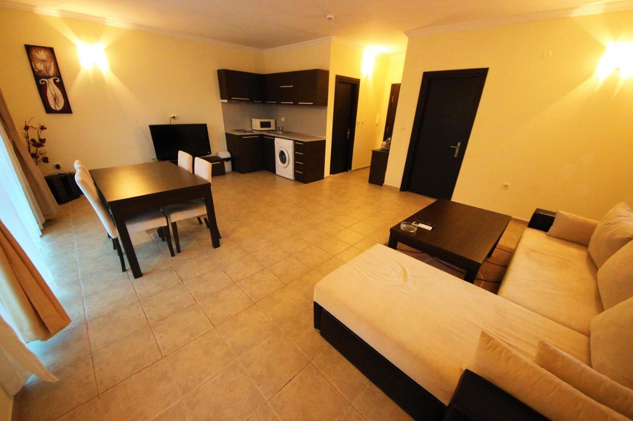 Menada Sveti Vlas Apartments Exterior photo