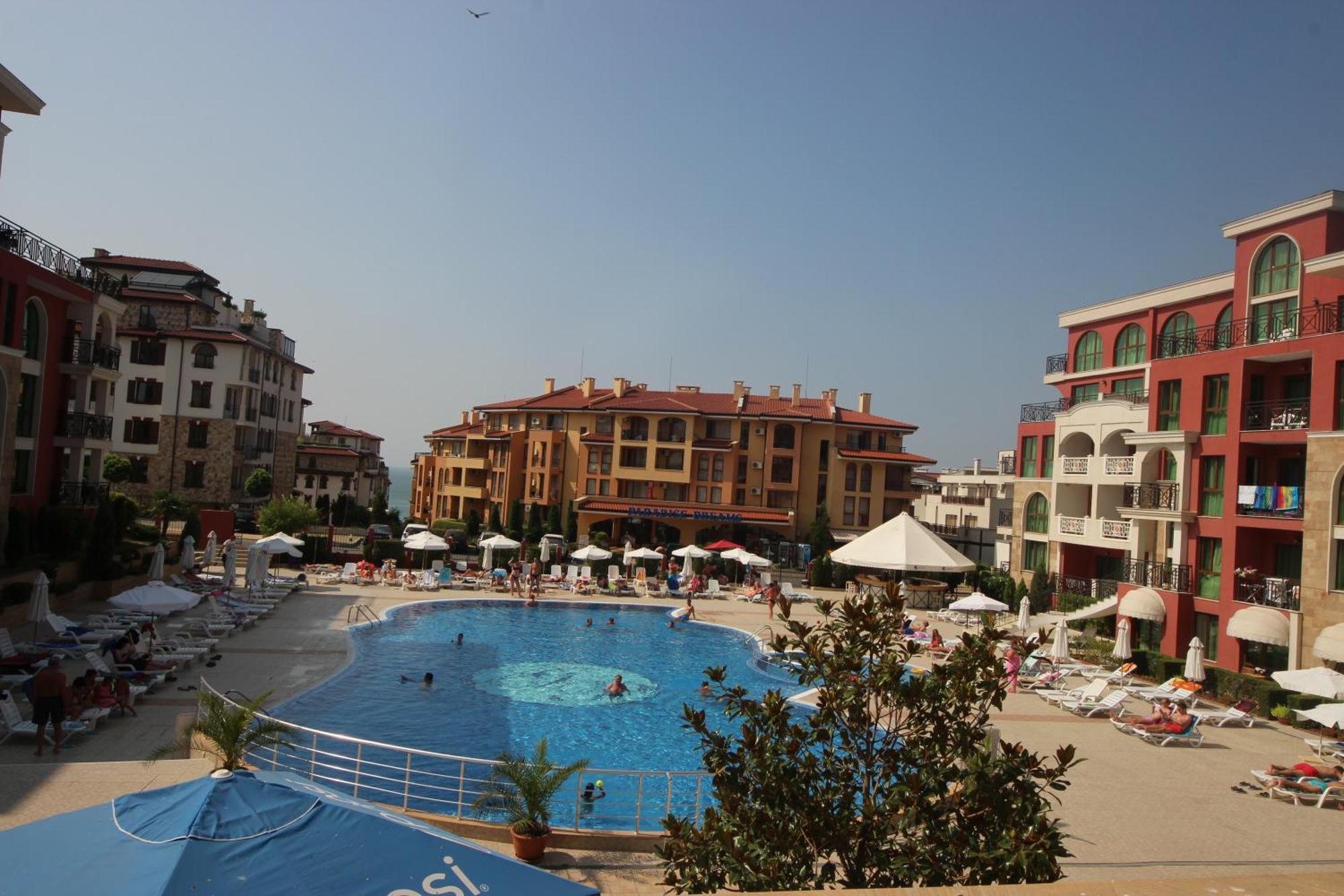 Menada Sveti Vlas Apartments Exterior photo